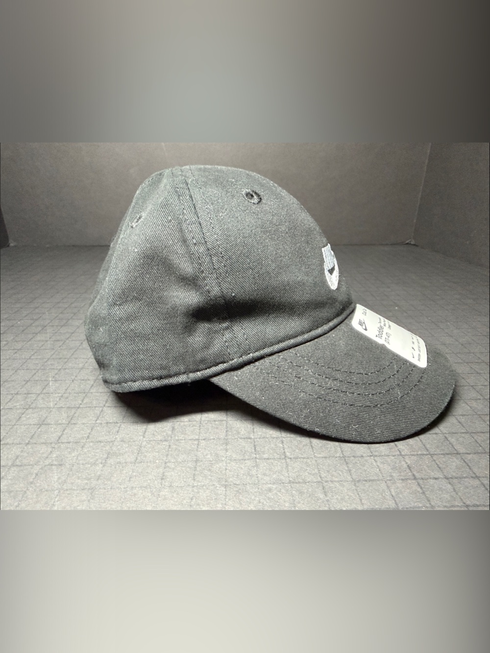 Nike Black Toddler Club Cap with White Swoosh - Picture 5 of 6
